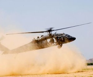 Hindistanda helikopter qəzaya uğrayıb, ölənlər var