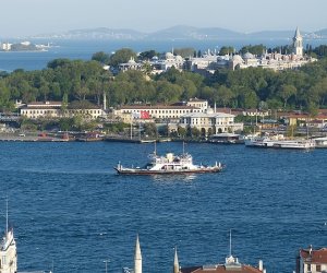 Турция повышает стоимость прохода через Босфор и Дарданеллы