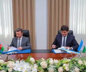 AZAL и Uzbekistan Airways заключили соглашение о совместной эксплуатации рейсов