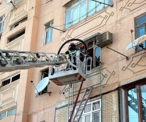 Sumqayıtda çoxmərtəbəli binada yanğın baş verib