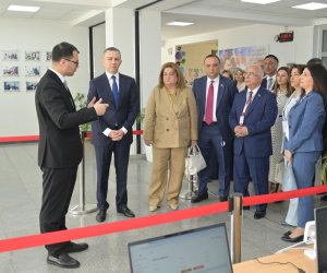 Депутаты наблюдали за экзаменом по сертификации учителей