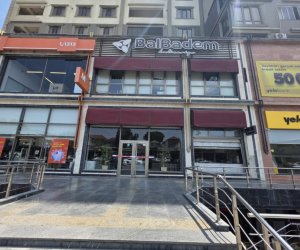 Yasamalda "Bal Badem" şirniyyat mağazasının fəaliyyəti dayandırılıb