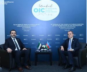 Ceyhun Bayramov suriyalı həmkarı ilə görüşüb