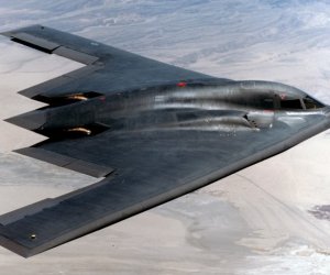 США перебрасывают на Гуам стратегические бомбардировщики B-2