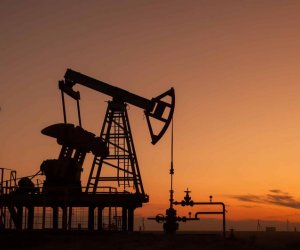

Цена нефти марки Brent снизилась на более чем на 3%
