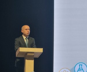 300-dən çox məzun dünyanın top 10 universitetinə qəbul olub