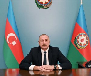 Aliyev meets Dongfang Electric chairman in Mingachevir