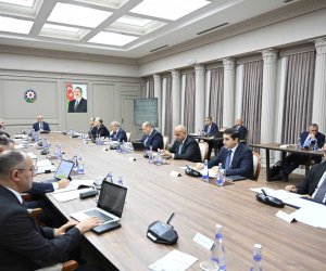 İqtisadi Şuranın iclası keçirilib