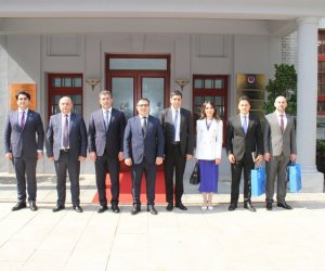 MEDİA nümayəndə heyəti Sinxua xəbər agentliyində olub