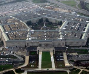 Пентагон создаст еще две военные буферные зоны вдоль границы США с Мексикой