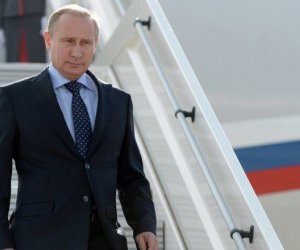 Putin Belarusa səfər edib