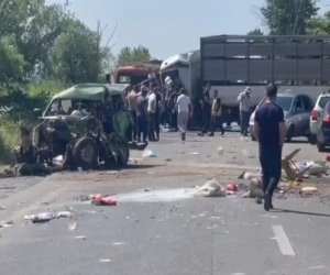 Şabranda yük və minik avtomobilləri toqquşub, ölən var