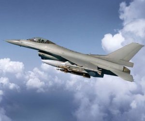 Погиб украинский летчик F-16: он отбивал российскую атаку