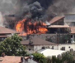Пожар в историческом центре Антальи