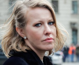 Ksenia Sobçak Sa­fa­rov qardaşlarının ölümünə etiraz edib