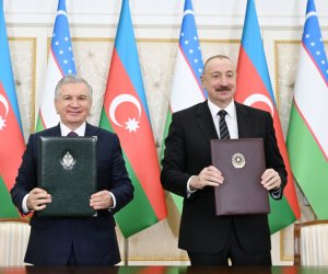 Азербайджан и Узбекистан подписали документы