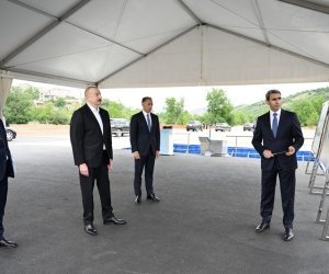 Əliyev Xankəndi Dəmir Yolu və Avtovağzal Kompleksinin təməlini qoyub