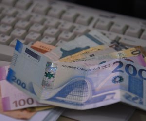 Azərbaycanda ailənin orta gəlirinin hesablanması qaydasında dəyişiklik edilib