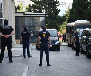 “Sputnik Azərbaycan”ın beş əməkdaşı sərbəst buraxılıb