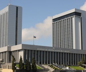 Milli Məclisin növbəti iclası başlayıb