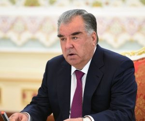 Yaşıl enerji və nəqliyyat dəhlizləri regional əməkdaşlıq üçün əsasdır -Tacikistan Prezidenti Yaşıl enerji və nəqliyyat dəhlizləri regional əməkdaşlıq üçün əsasdır -Tacikistan Prezidenti