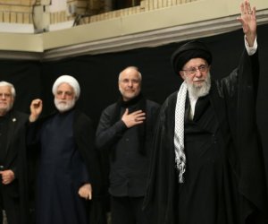Верховный лидер Ирана Хаменеи появился на публике спустя долгое время
