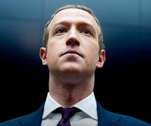 Цукерберга выставили из Овального кабинета