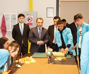Dual peşə məktəblərinə qəbul sayı 40% artırılıb