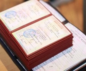 Məktəbi fərqlənmə attestatı ilə bitirən şagirdlərin sayı bilinib