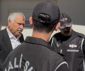 Adana bələdiyyə sədri həbs olunub
