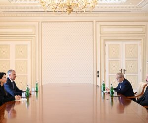 Əliyev Gürcüstanın iqtisadiyyat və davamlı inkişaf nazirini qəbul edib