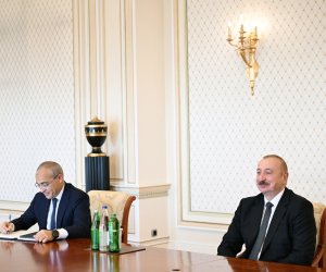 Алиев обсудил с министром экономики Грузии стратегические проекты