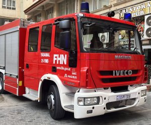 Bakıda avtomobil yanıb