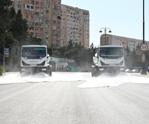 Paytaxt küçələri yenidən yuyulub