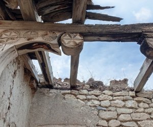 Одна из старейших мечетей Азербайджана находится на грани разрушения