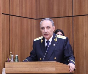 
Hərbi prokurorun müavini işdən çıxarılıb, Sumqayıta yeni hərbi prokuror təyin edilib-ƏMR