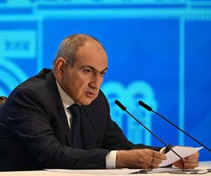 Премьер Армении: Освободим церковь, как освободили страну от Сержа Саргсяна