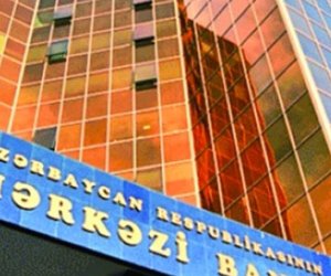 Mərkəzi Bank uçot dərəcəsini azaldıb