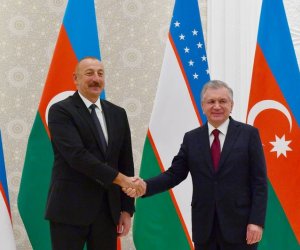 Azərbaycan və Özbəkistan prezidentləri telefonla danışıb