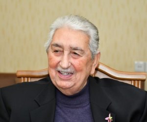 Xalq artisti Arif Babayev reanimasiyaya yerləşdirilib, vəziyyəti ağırdır