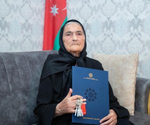 Milli Qəhrəmanın anası vəfat edib