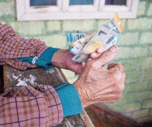 Pensiyaçılar və həssas əhali qrupları üçün endirim proqramı genişləndirilir