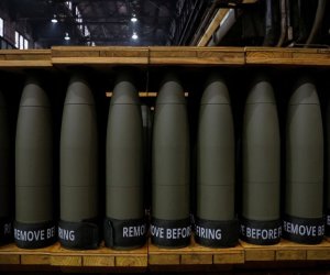 В Украине удвоят выпуск 155-мм артснарядов
