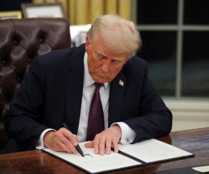 Трамп отложил удар по Китаю