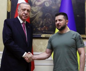 Türkiyə və Ukrayna liderləri telefon söhbəti aparıb