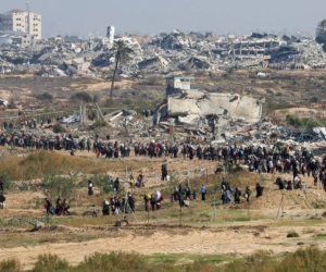 Trump calls for journalists to be allowed into Gaza