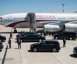 Путин вылетел на встречу с Трампом