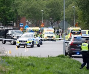 В Швеции в результате стрельбы возле мечети ранены два человека