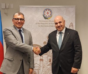 Azərbaycanla İraq arasında ikitərəfli məsələlər müzakirə olunub