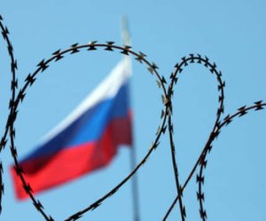 США угрожают ввести санкции против «Роснефти» и «Лукойла»